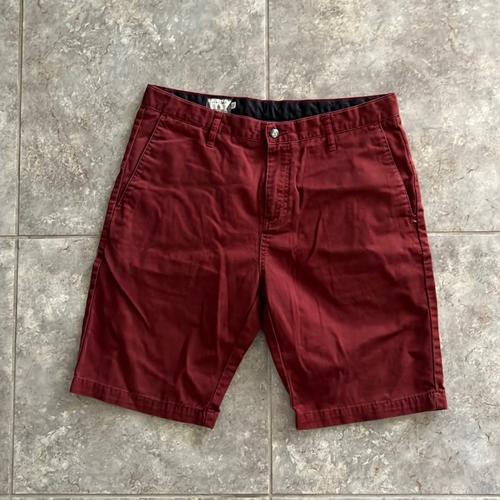 Volcom shorts